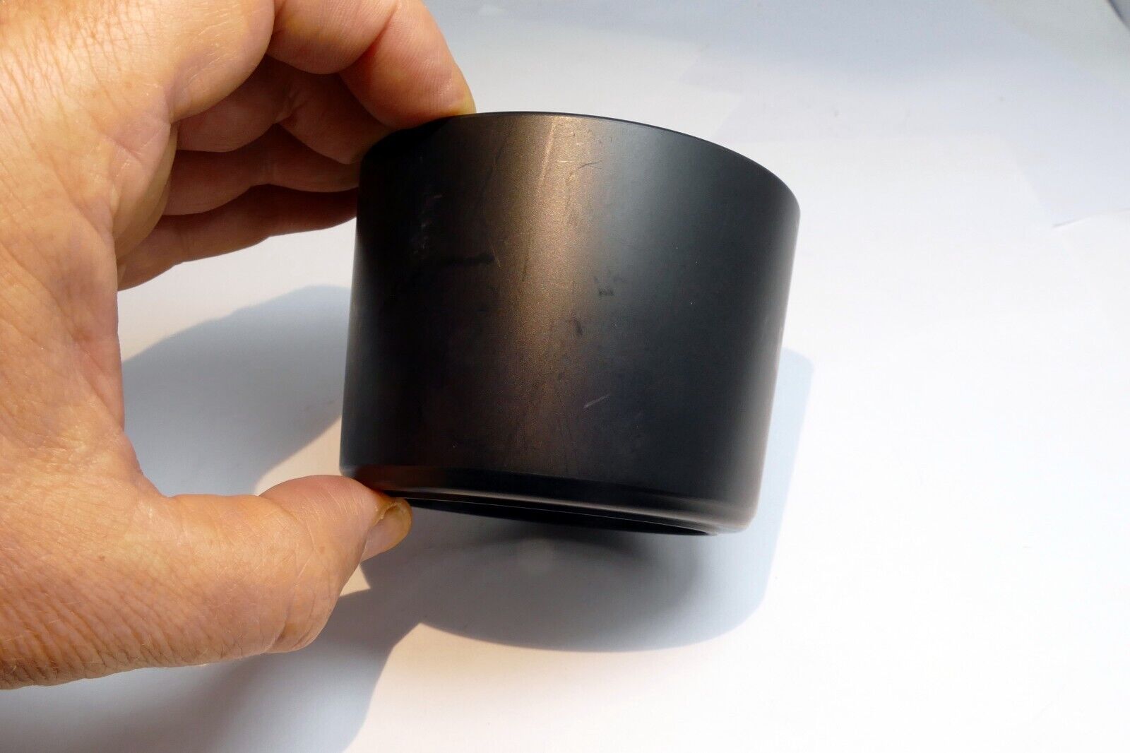 62mm Shade Lens Hood (unknown brand)  twist on type