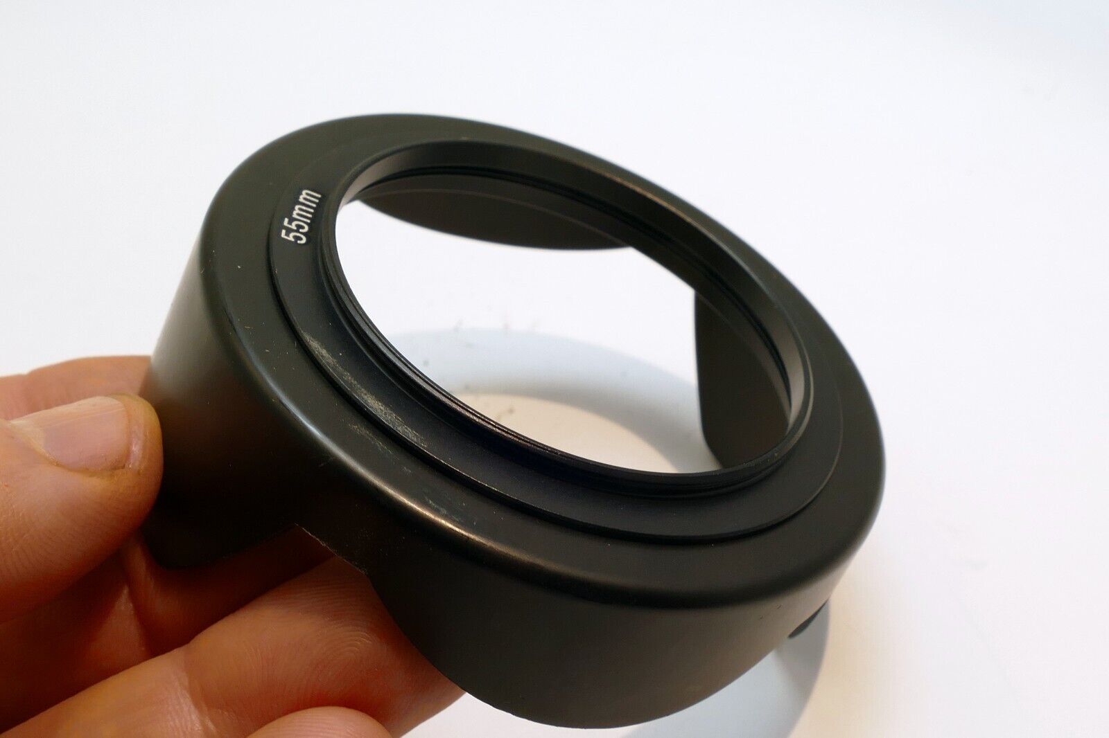 55mm Petal Hood Shade screw in for EF-M 18-150mm f/3.5-6.3 IS STM double threade