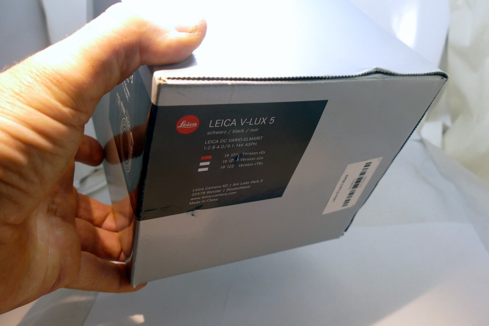 An Empty Box (only ) for  Leica V-Lux 5 DC vario Elmarit 9.1-146mm f2.8 19120