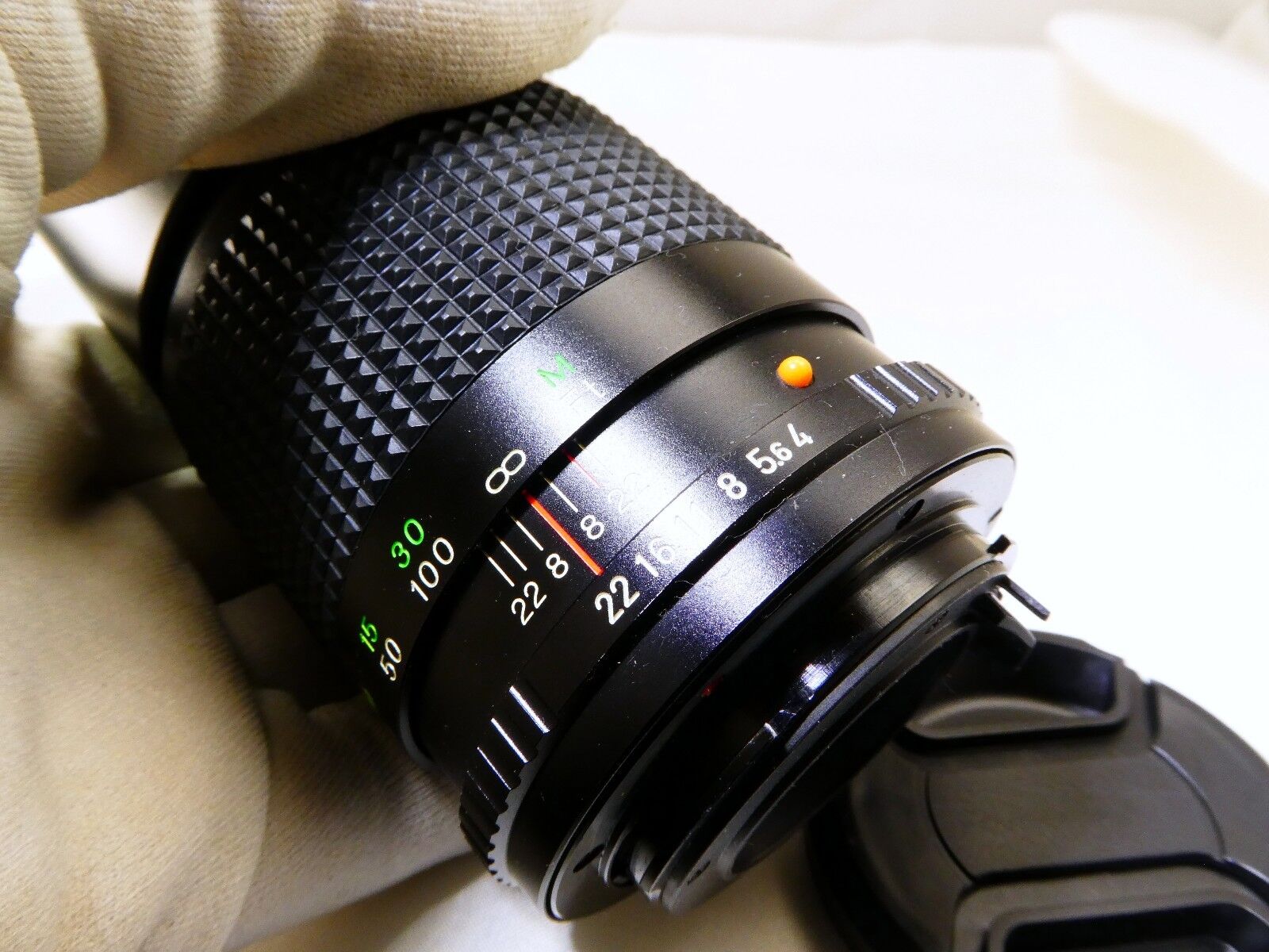 Vivitar 200mm f4.0 PK Lens Manual Focus Telephoto prime with separation