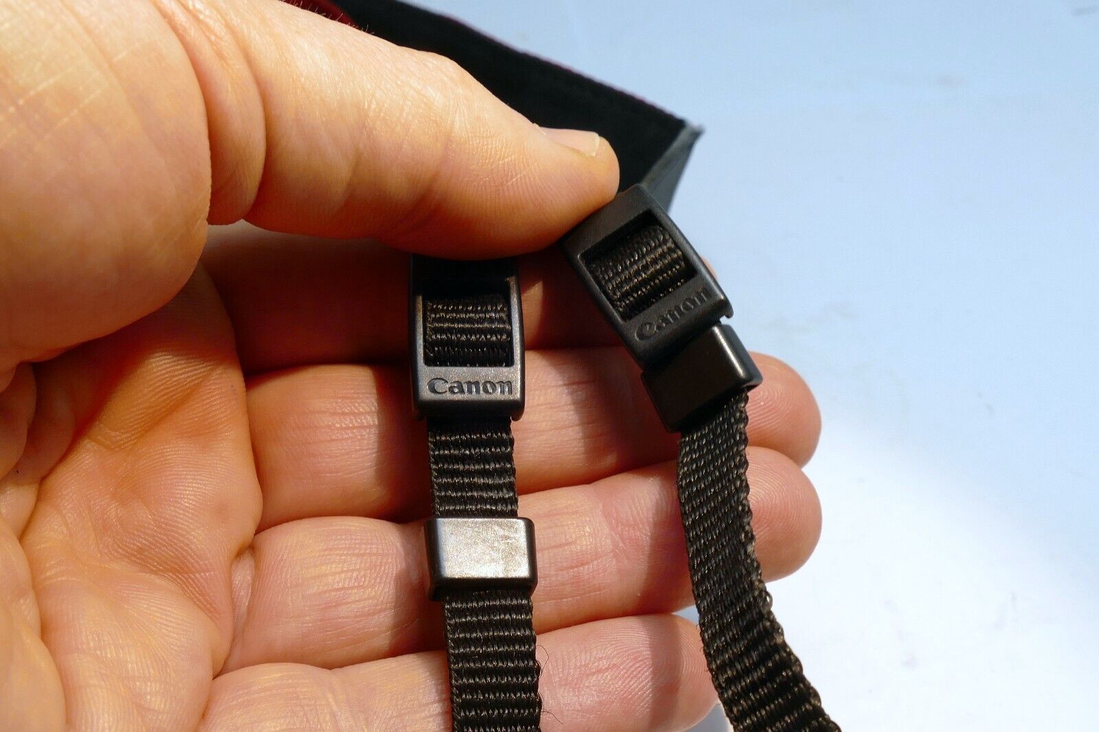 Canon EOS 70D SLR Digital Camera Neck Shoulder Strap -  Genuine OEM