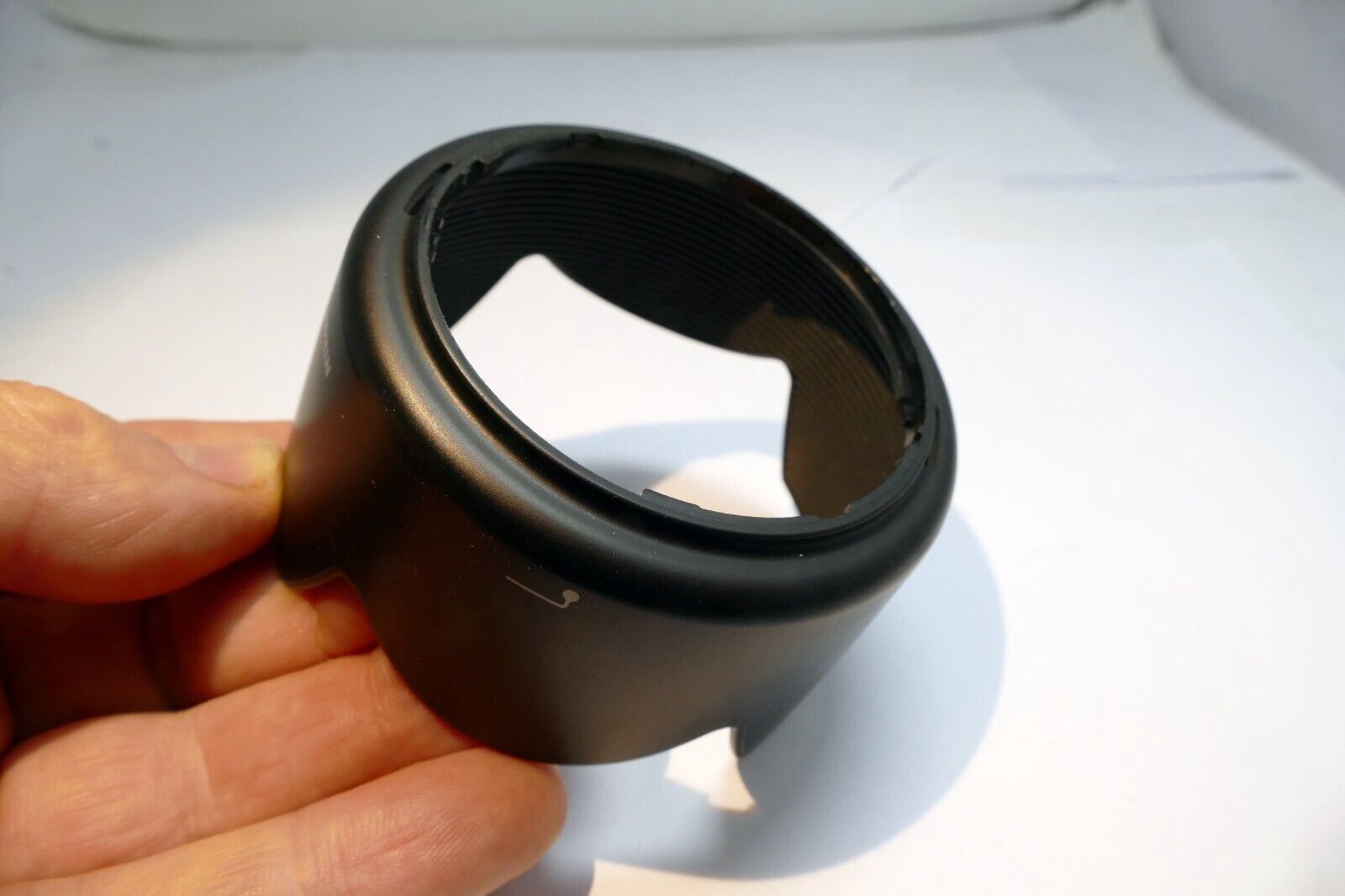 Nikon HB-34 Lens Hood for AF-s 55-200mm f/4.5-5.6 Nikkor ED  OEM Genuine