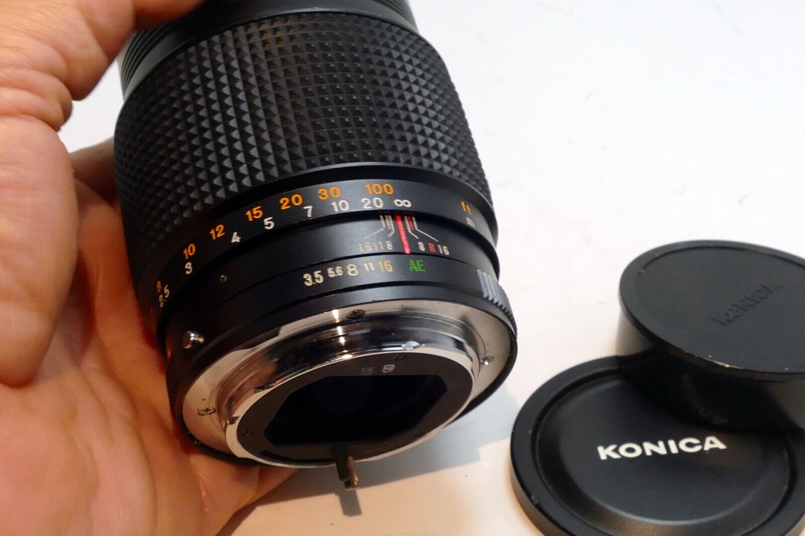 Konica 135mm F/3.5 Hexar AR Mount Lens w/ caps telephoto - Mint condition