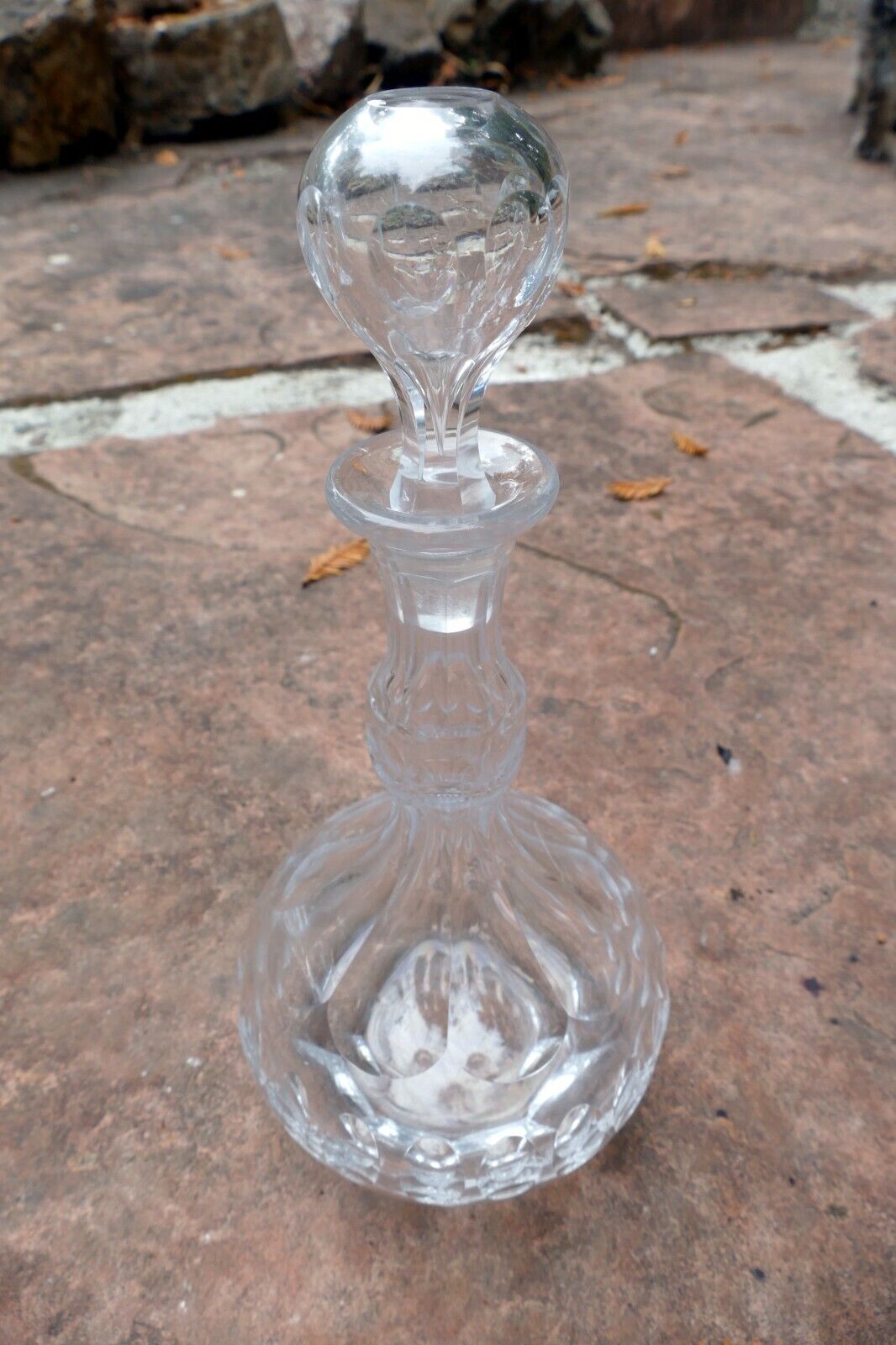 1 Litter Glass Decanter Lead Cut crystal With Stopper 8" tall