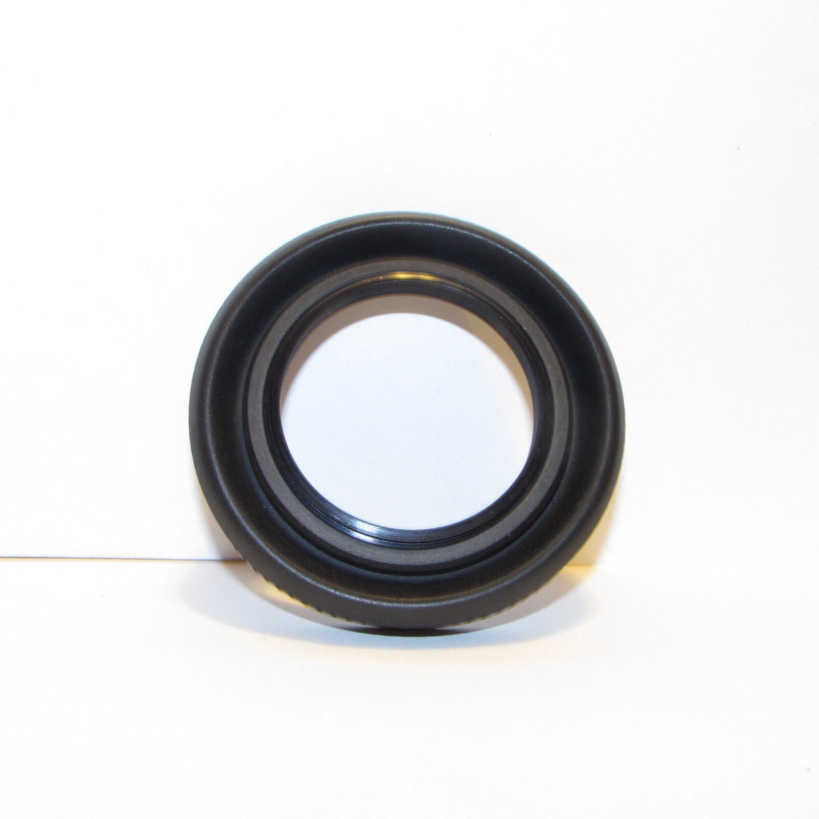 Used 49mm Lens Hood Screw in type for 50mm f2 S102048