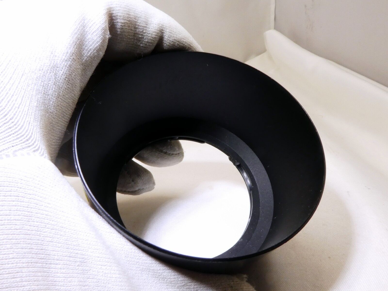 Tamron 58FH LENS HOOD SHADE For 70-210mm  F4-5.6 Zoom OEM