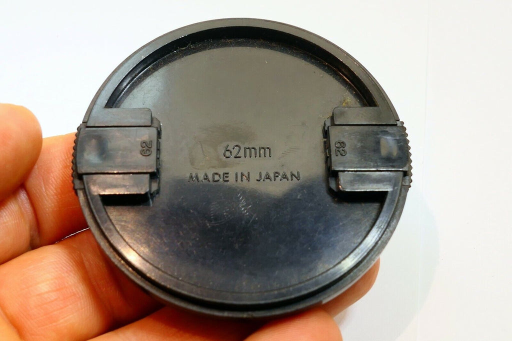 Sigma 62mm Front Lens cap snap on type genuine made in Japan