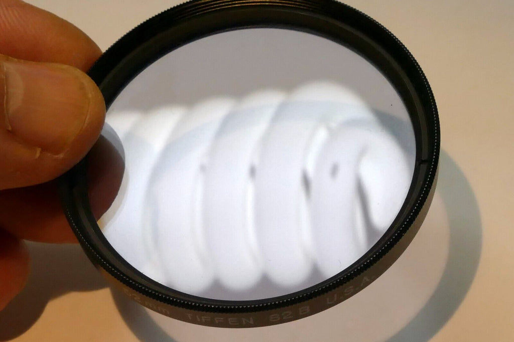 TIFFEN 52mm Filter 82B made in USA increase by 300K to 3300K