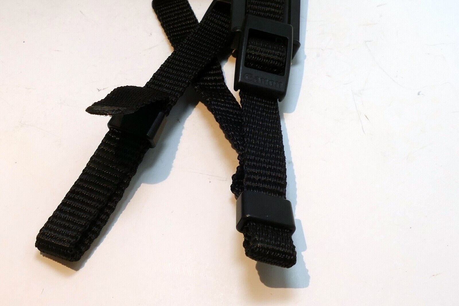 Canon EOS Digital Camera Neck Shoulder Strap Red - Black- Genuine OEM