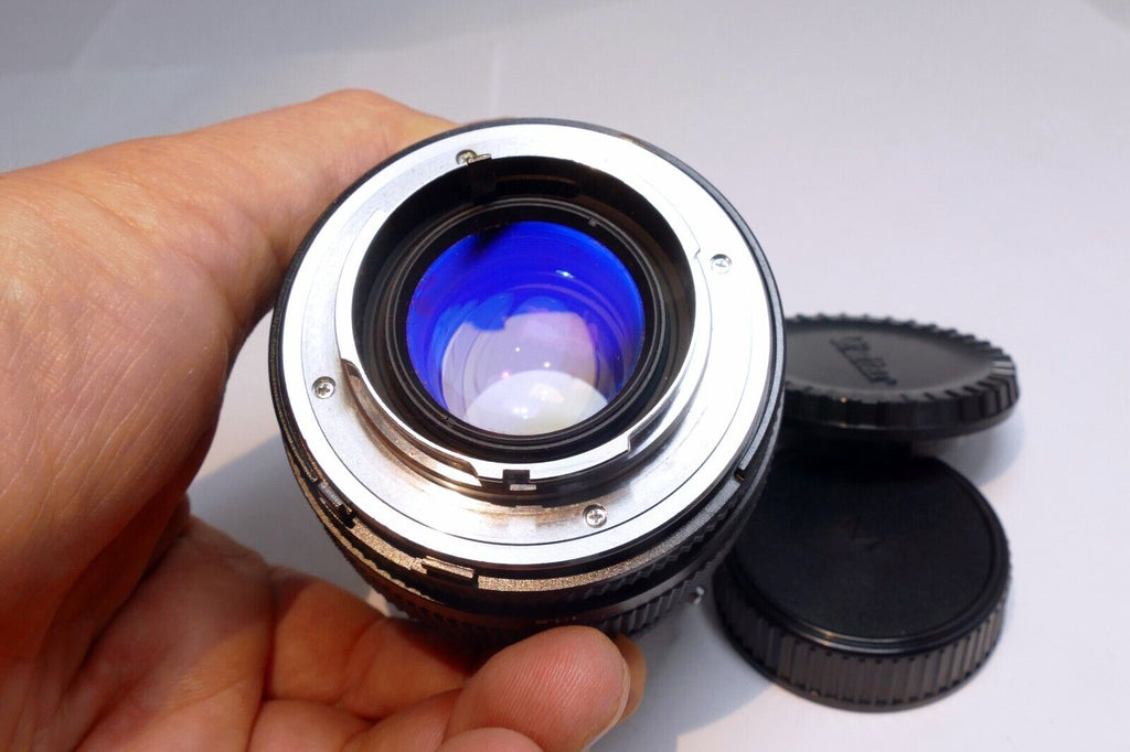 Vivitar 2X Macro Focusing Teleconverter  Minolta MC M/MD Mount  lens