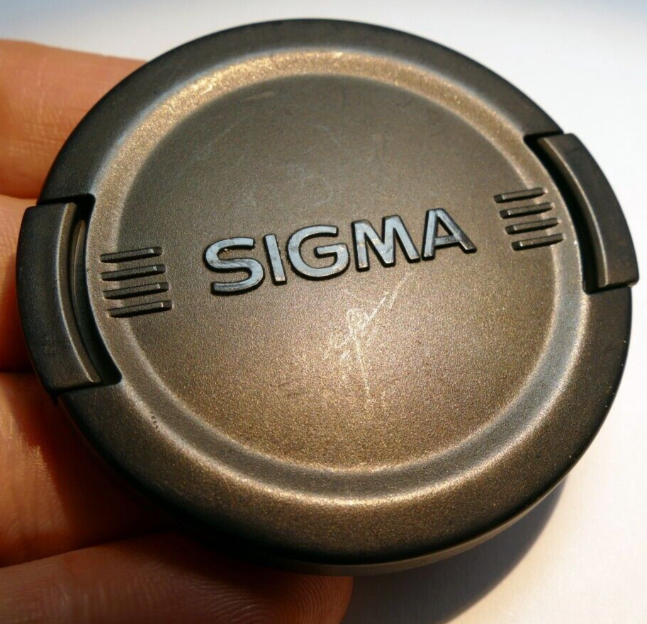 Sigma 62mm Lens Front Cap Snap on type for 18-200mm DG 70mm f2.8 EX 30mm f1.4 HS
