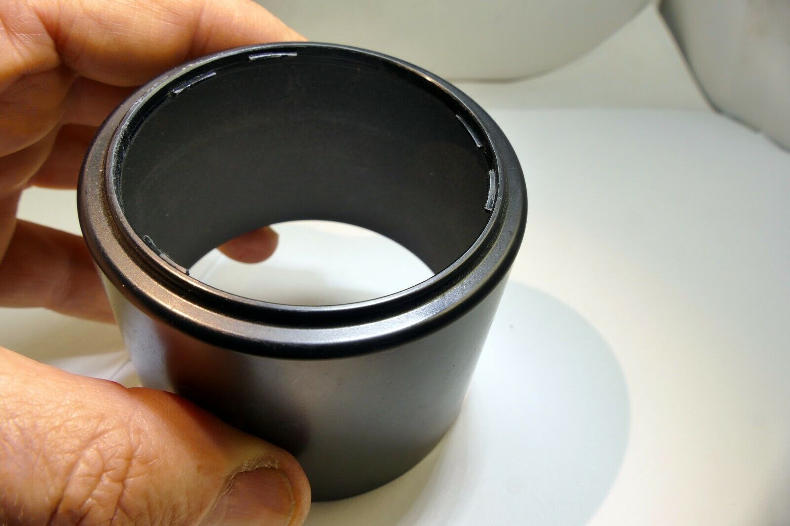 60mm Lens Hood Shade twist on type plastic