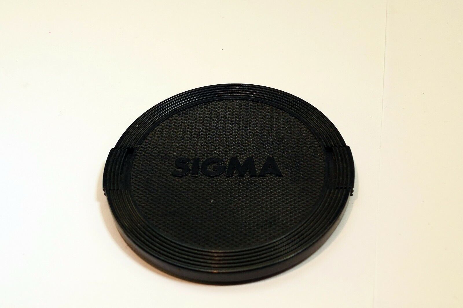 Sigma 62mm Front Lens cap snap on type genuine made in Japan