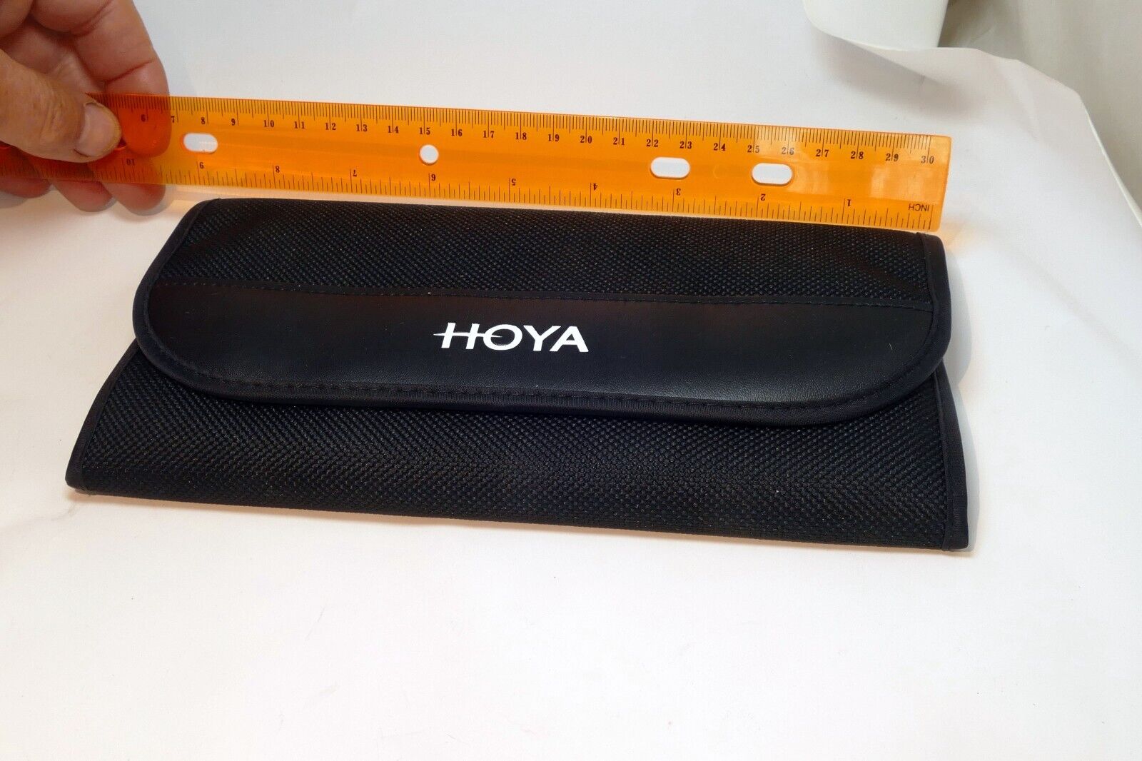 HOYA Soft Filter Pouch Wallet  fits 82-86mm  holds 4 filters