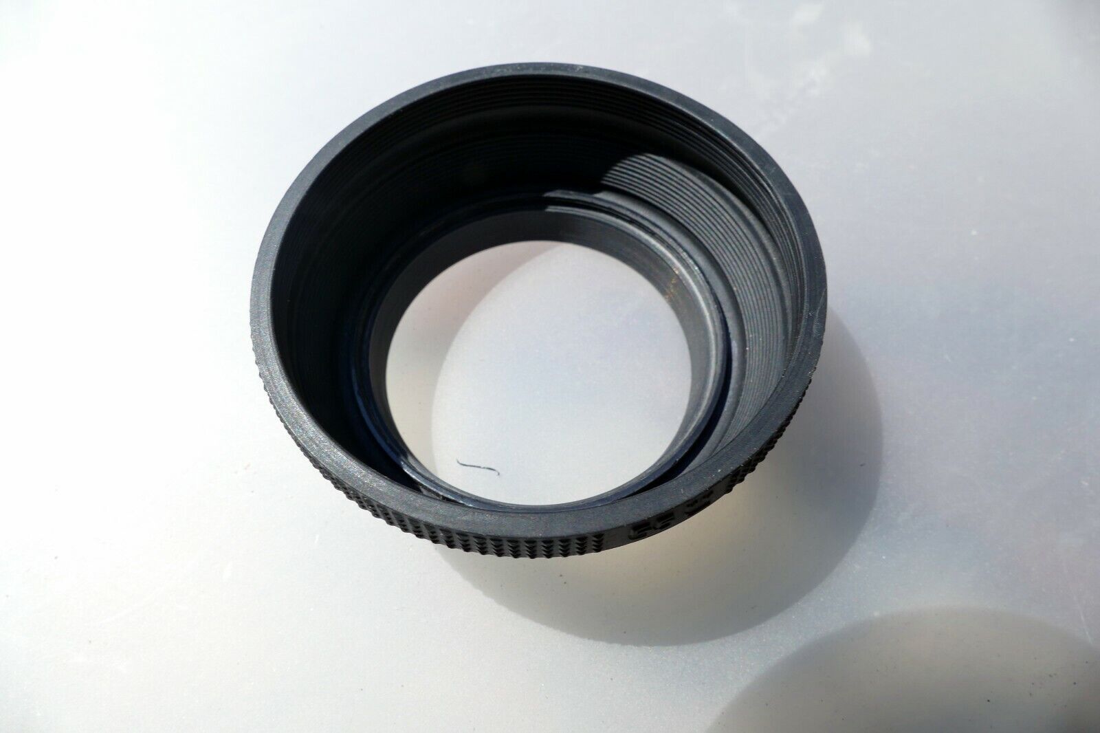 55mm Rubber Lens Hood Shade double threaded in the front for 55mm f1.4 f1.8
