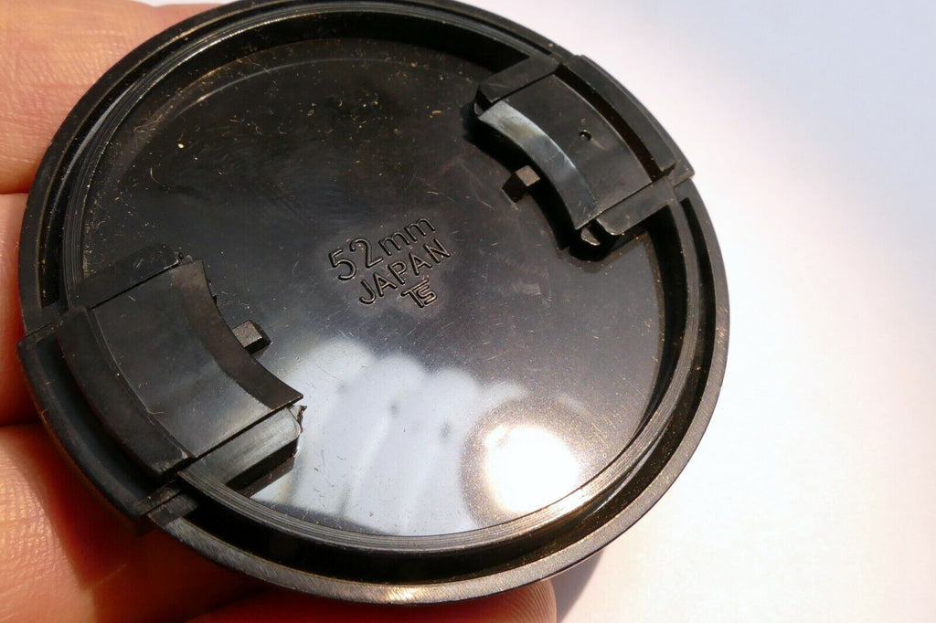 Sakar 52mm Plastic Lens Front Cap for 80-200mm lenses