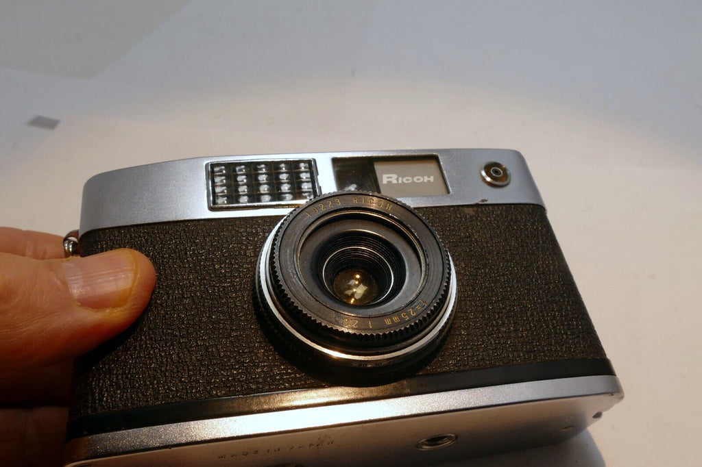 Ricoh Caddy Film 35mm half frame Camera w/ 25mm f2.8 lens - AS IS