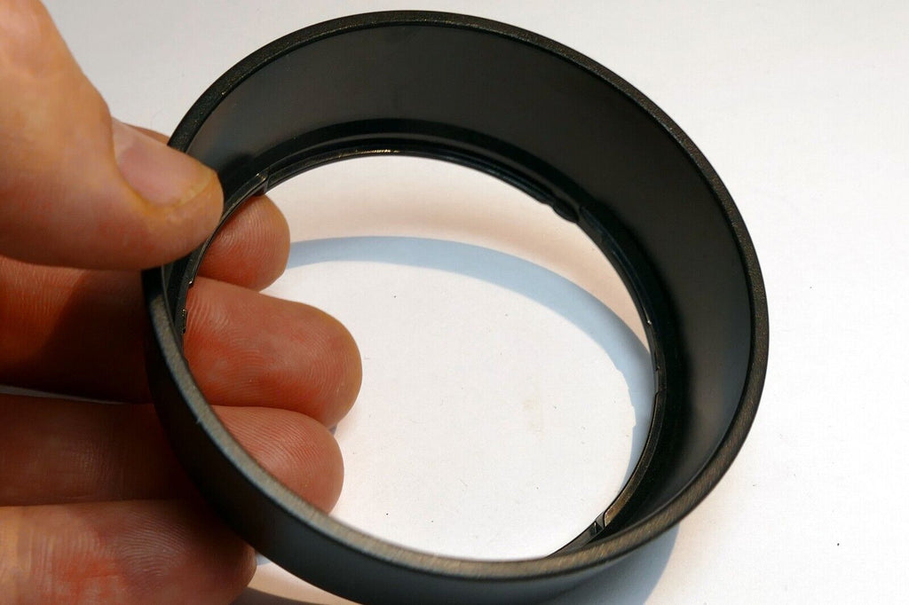 61mm Plastic Lens Hood Shade  twist on type