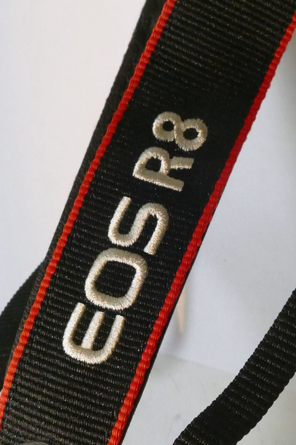 Canon EOS R8 Camera Neck Shoulder Strap Canvas - Genuine - mint condition