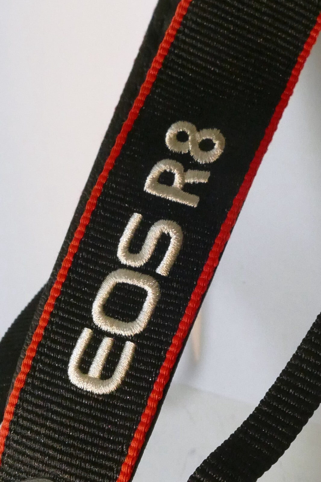 Canon EOS R8 Camera Neck Shoulder Strap Canvas - Genuine - mint condition