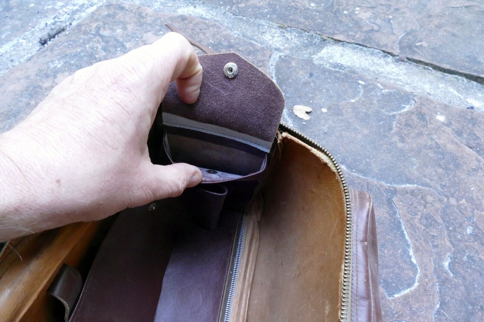 Cheney Genuine Leather Hard Case Camera antique messenger bag made in England