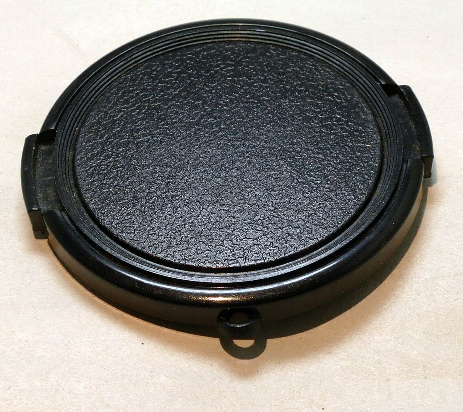Lens Front Cap 58mm for 18-55mm vintage with plastic look for the keeper string
