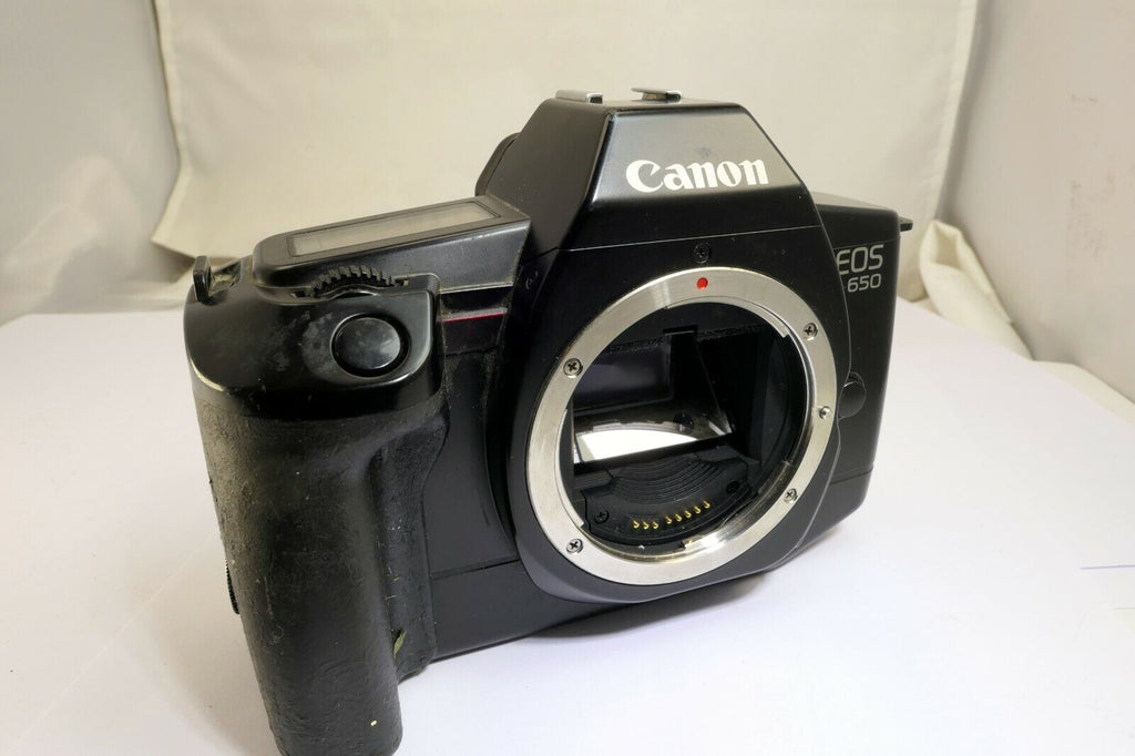 Canon EOS 650 35mm SLR Film SLR body only vintage