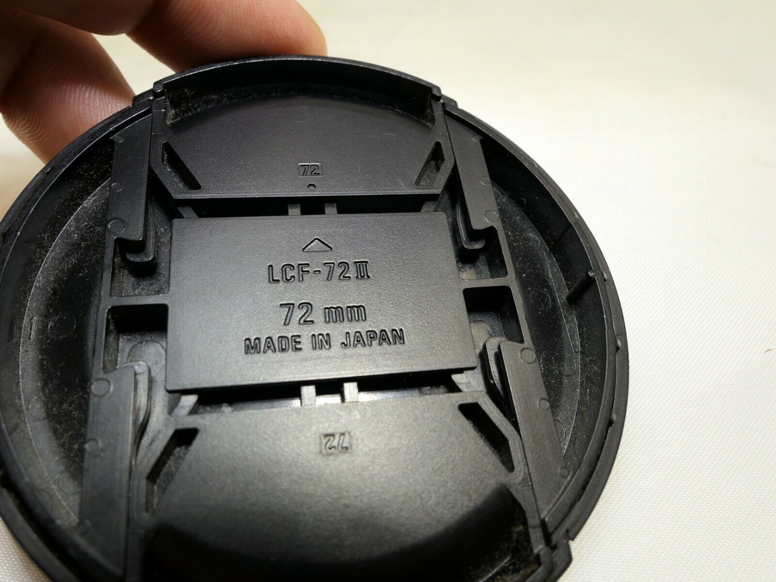 Sigma LCF-72 II  72mm Lens Front Cap snap on  type for APO EX ART