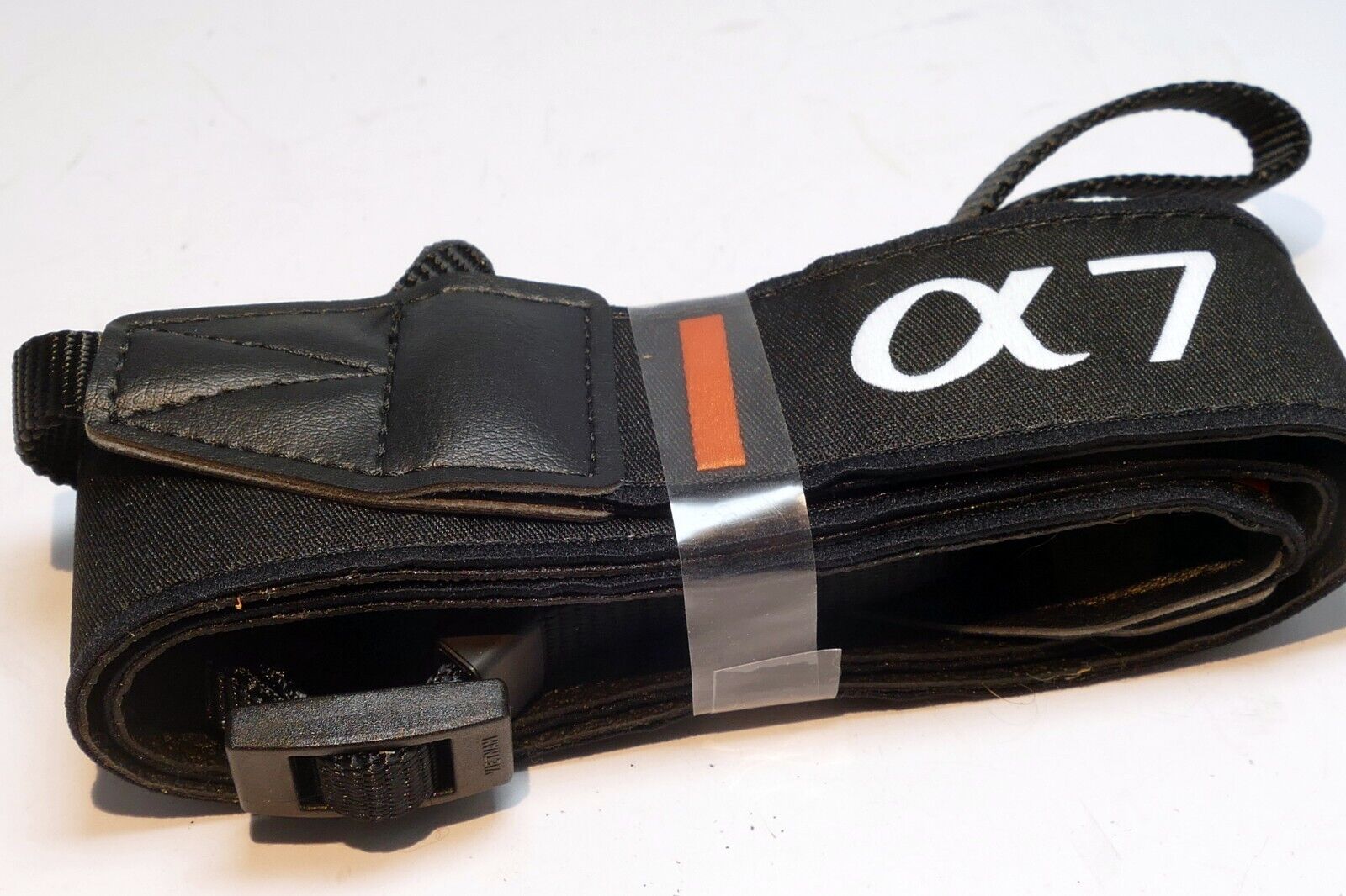 Sony Alph A7 Camera Neck Shoulder Strap 3.5cm wide - genuine OEM
