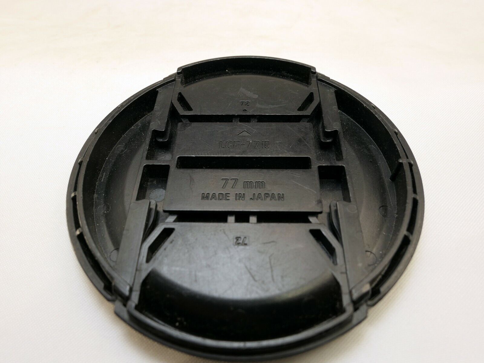 SIGMA 77mm Front Lens Cap snap on type  Genuine original OEM EX APO LCF-77 II