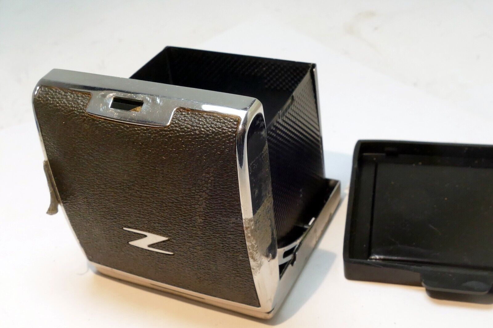 Zenza Bronica S2a EC Waist Level Finder 6X6 S - AS damaged for parts or repair