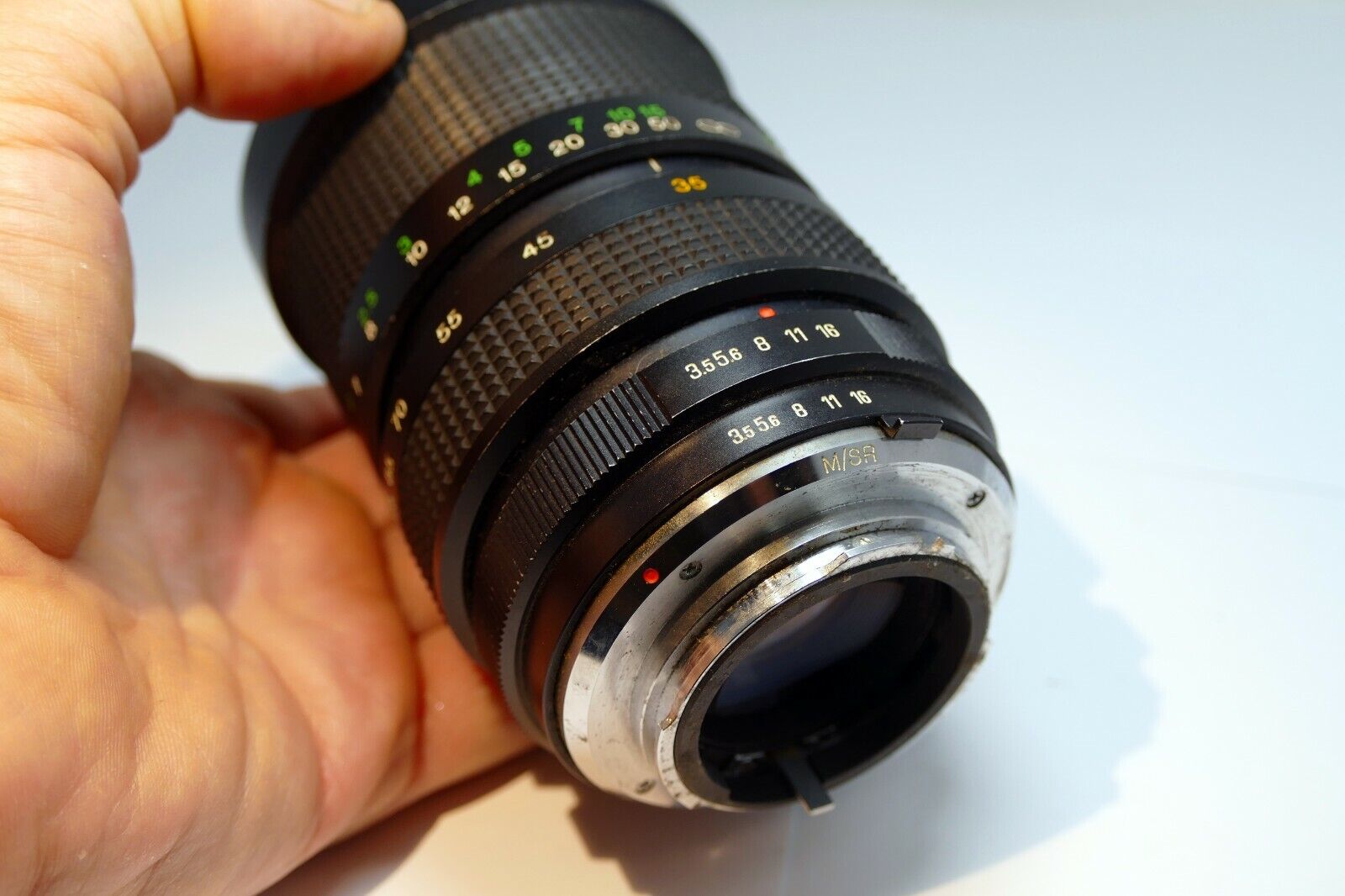 Vivitar 35-100mm f3.5 MC for Minolta manual focus lens (AS IS PARTS or REPAIR)