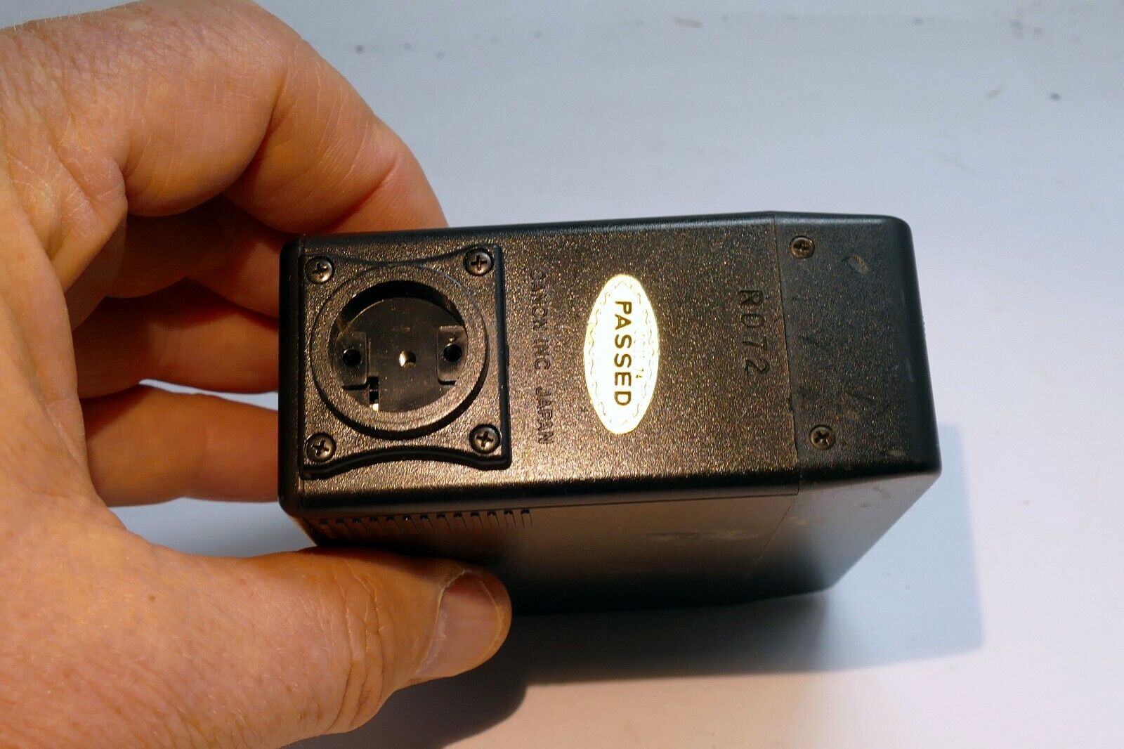 Canon Speedlight A-33  Automatic Flash does not work AS IS PARTS or REPAIR