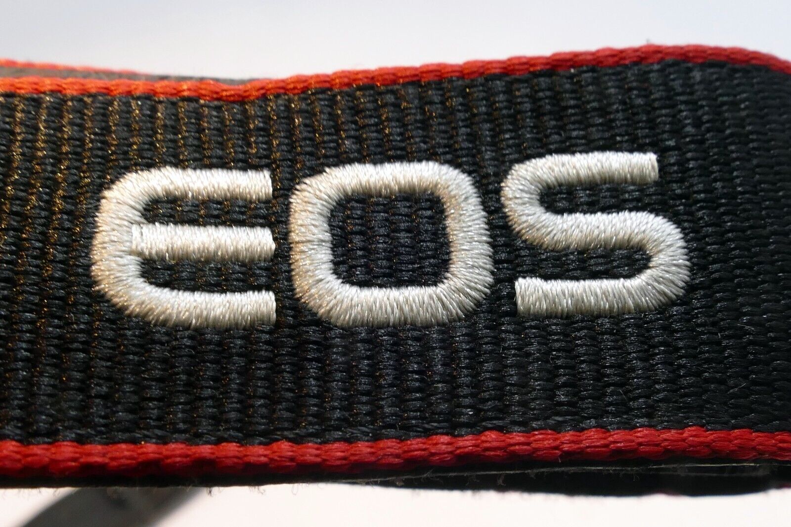Canon EOS Digital Camera Neck Shoulder Strap Red - Black 3cm wide - Original