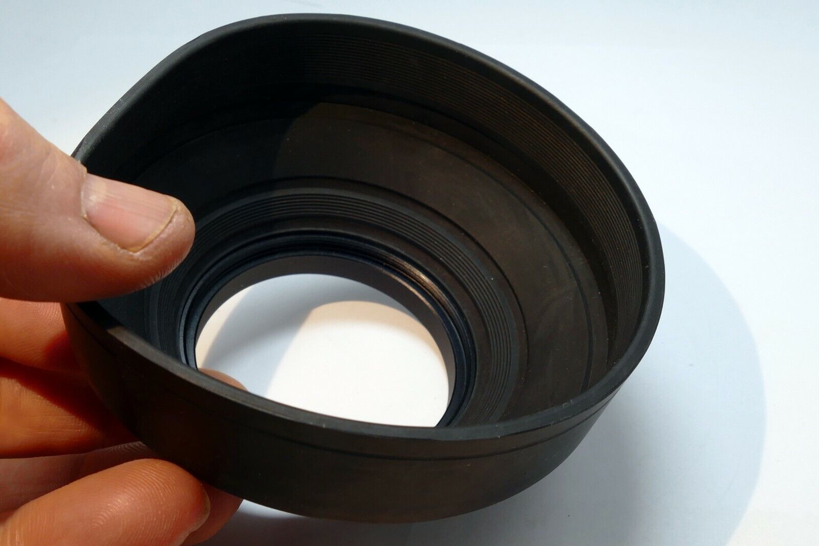 55mm Rubber Lens Hood Shade screw in Telephoto 200mm f3.5 135mm f2.8