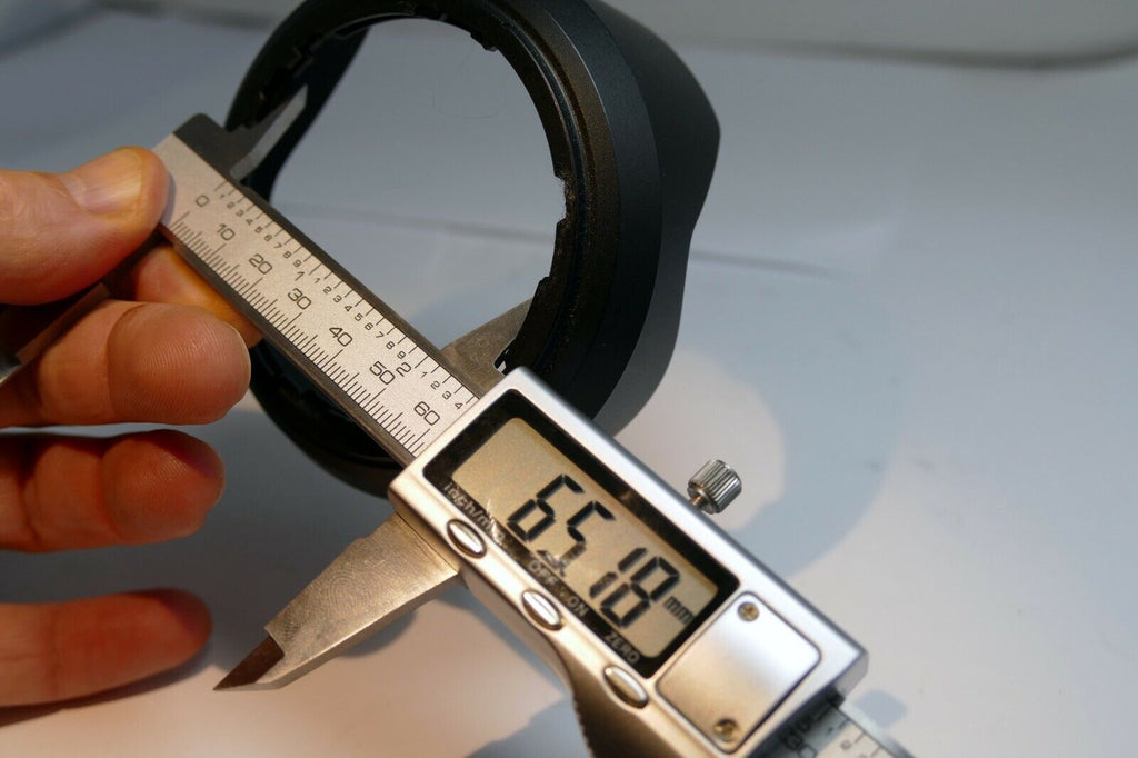 Floral bayonet lens Hood Shade (unbdranded) 67mm ID