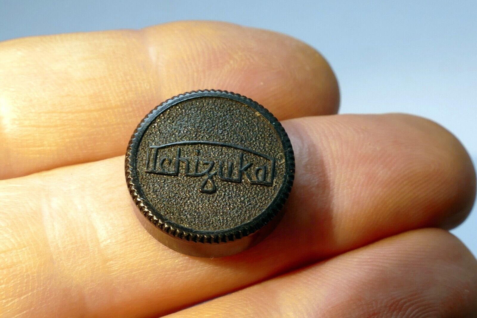 Ichizuka  15mm Screw-in Plastic Lens Front Cap for  1 1/2"  8mm f1.9 C-mount