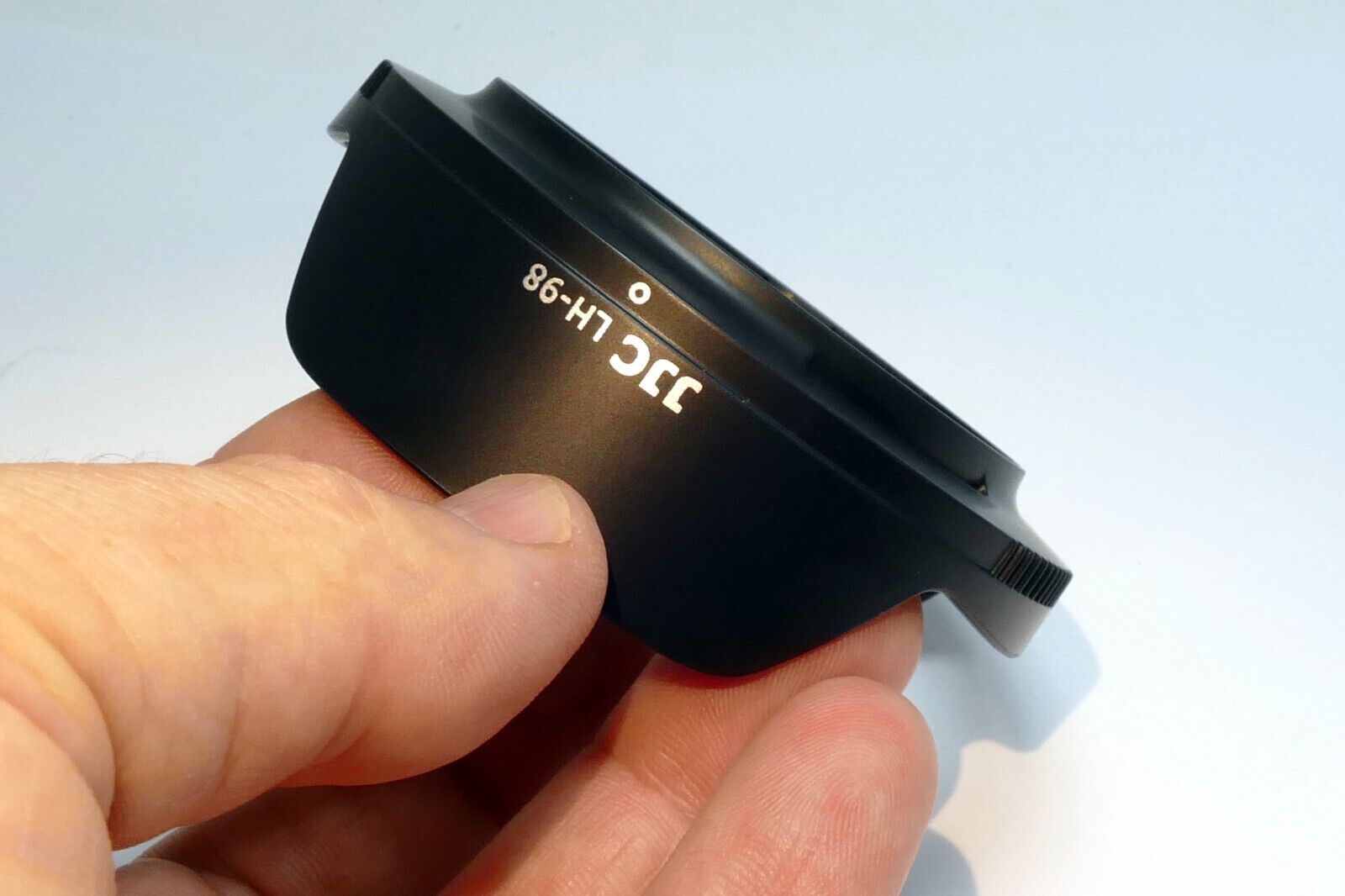 Dedicated  HB-98 Lens Hood Shade for  Nikon NIKKOR Z 24-50mm f/4-6.3