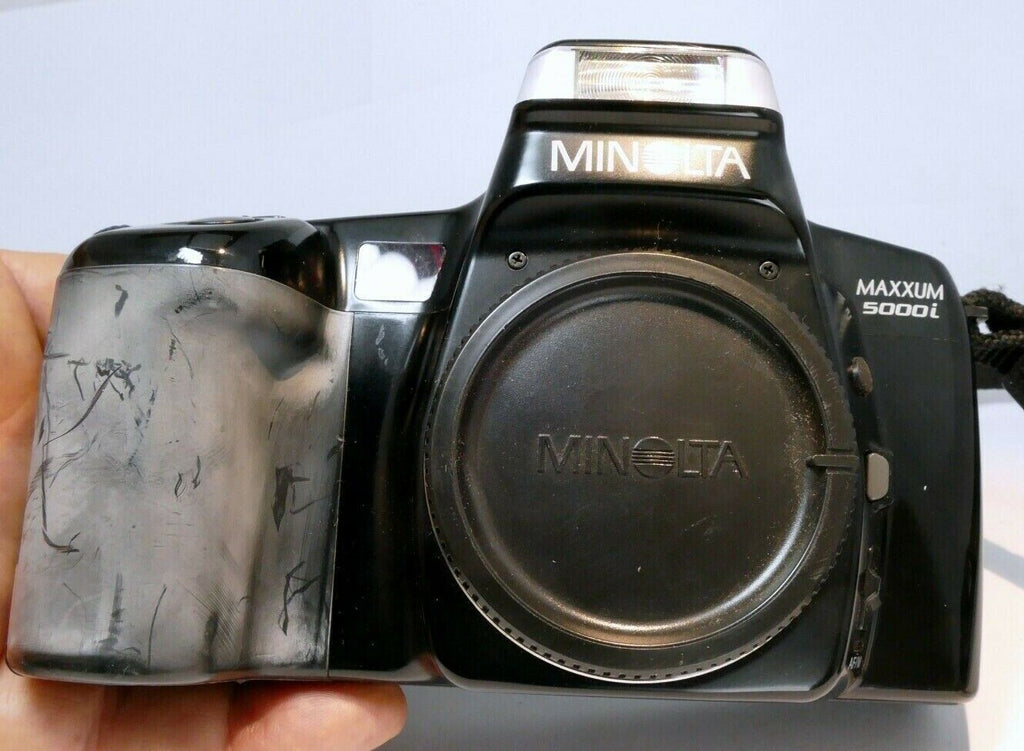 Minolta Maxxum 5000i 35mm SLR Film Camera body only