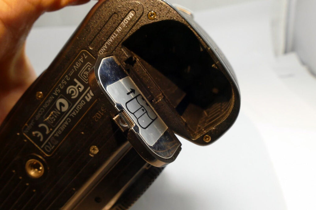 Nikon D70 Camera Body Only - CHA error  AS IS parts Repair