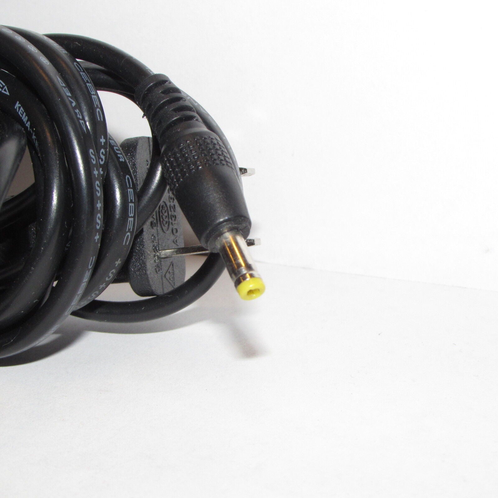 Used HQRP AC Adapter Power Supply 5.2V 2A  100-240V S106001