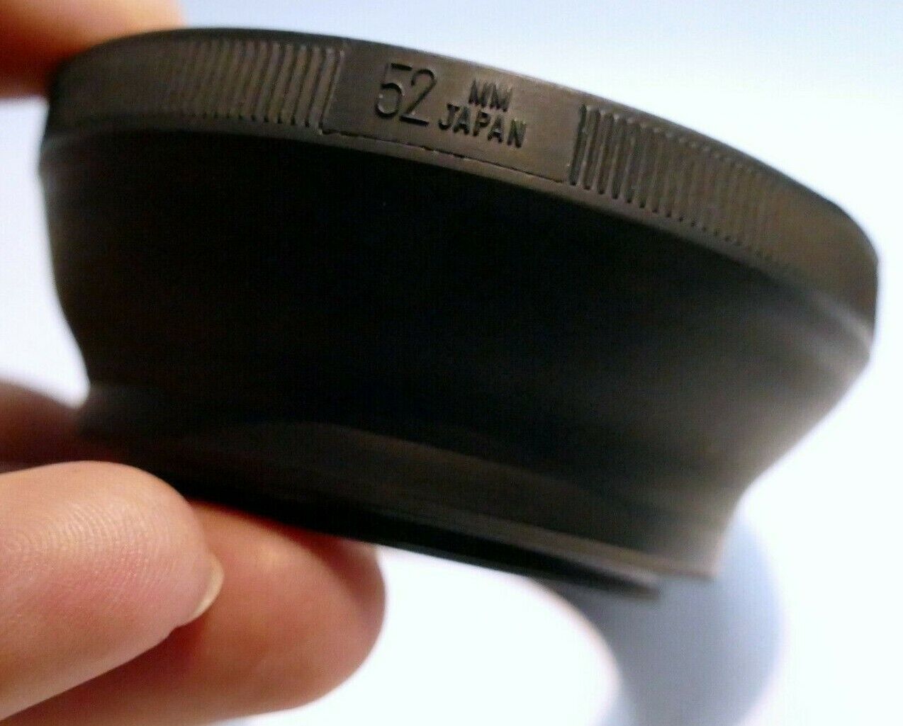 52mm rubber lens hood shade for normal 50mm f1.8 to medium telephoto 85mm f2.8