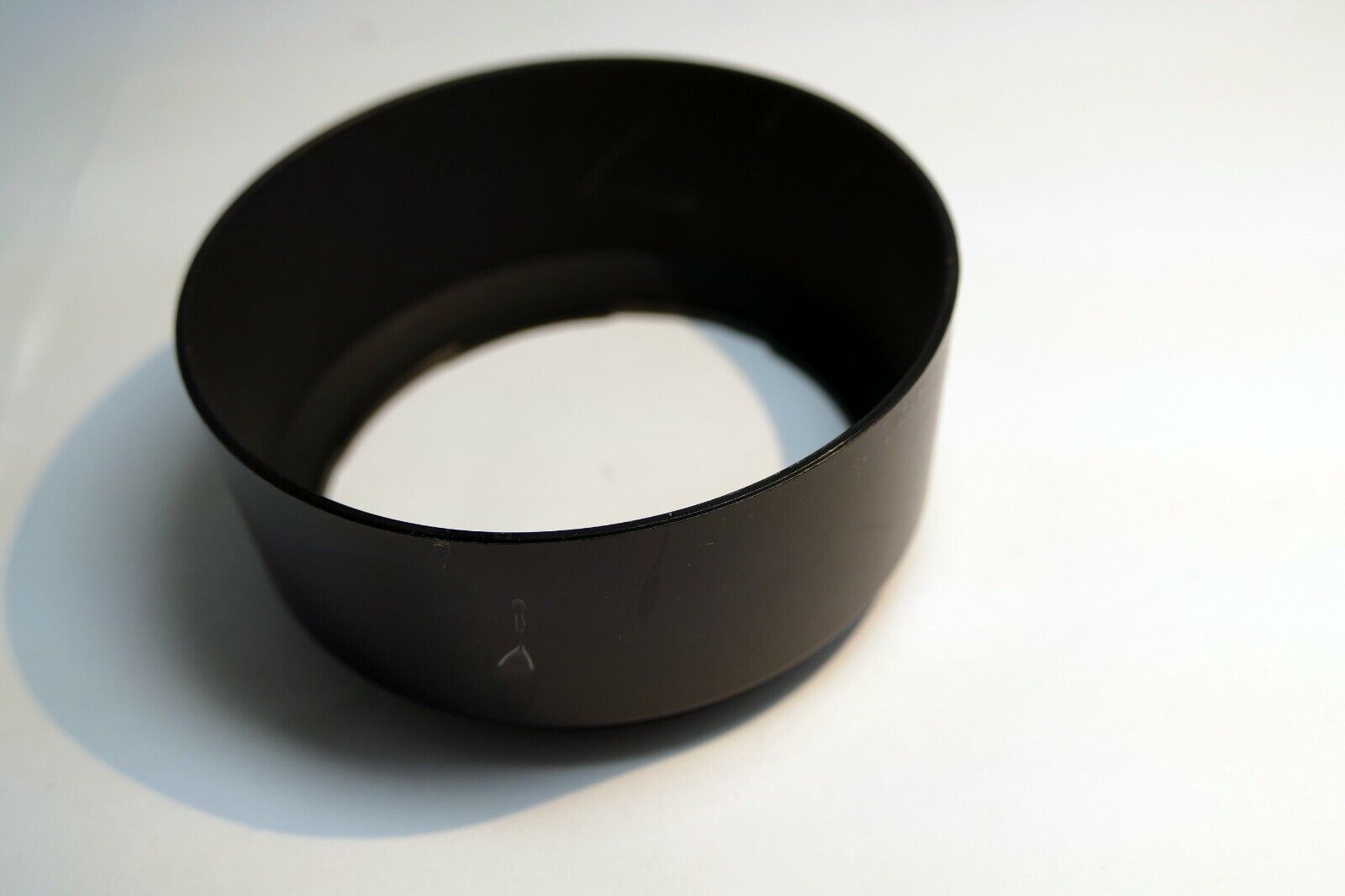 72.5mm ID plastic Lens Hood unknown brand  twist on type for 300mm