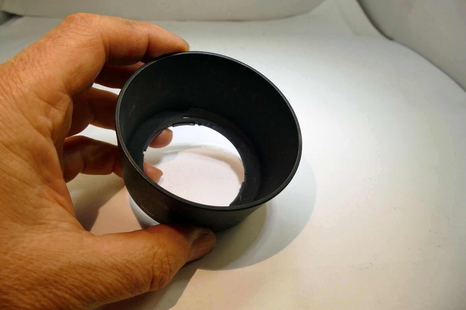 HB-37 Lens Hood Shade for Nikon 55-200mm F4-5.6G ED-IF AF-S DX VR Genuine OEM