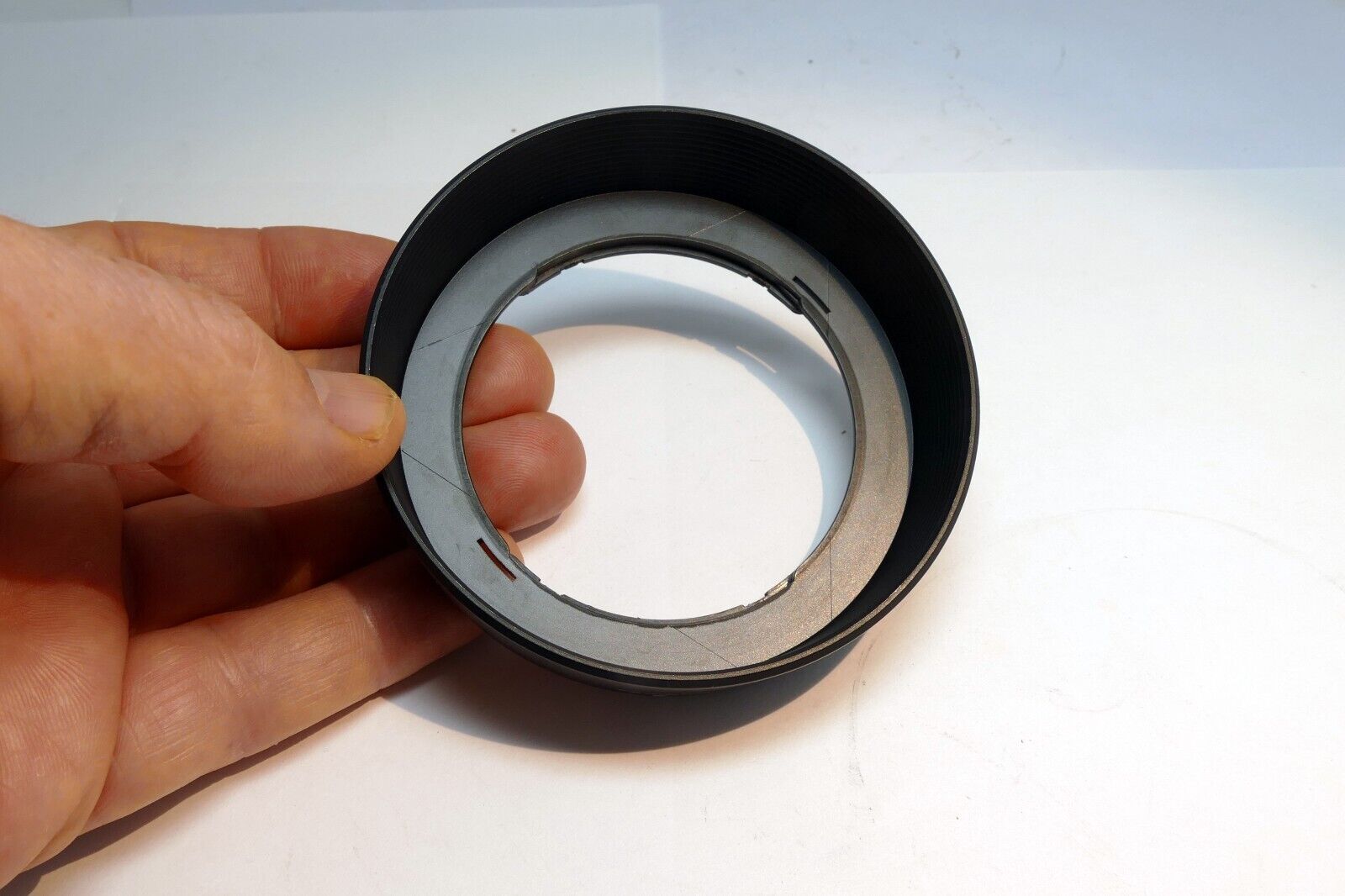 Tamron 1C2FH Lens Hood Shade for AF 28-80mm F3.5-5.6 (58mm rim) Genuine OEM