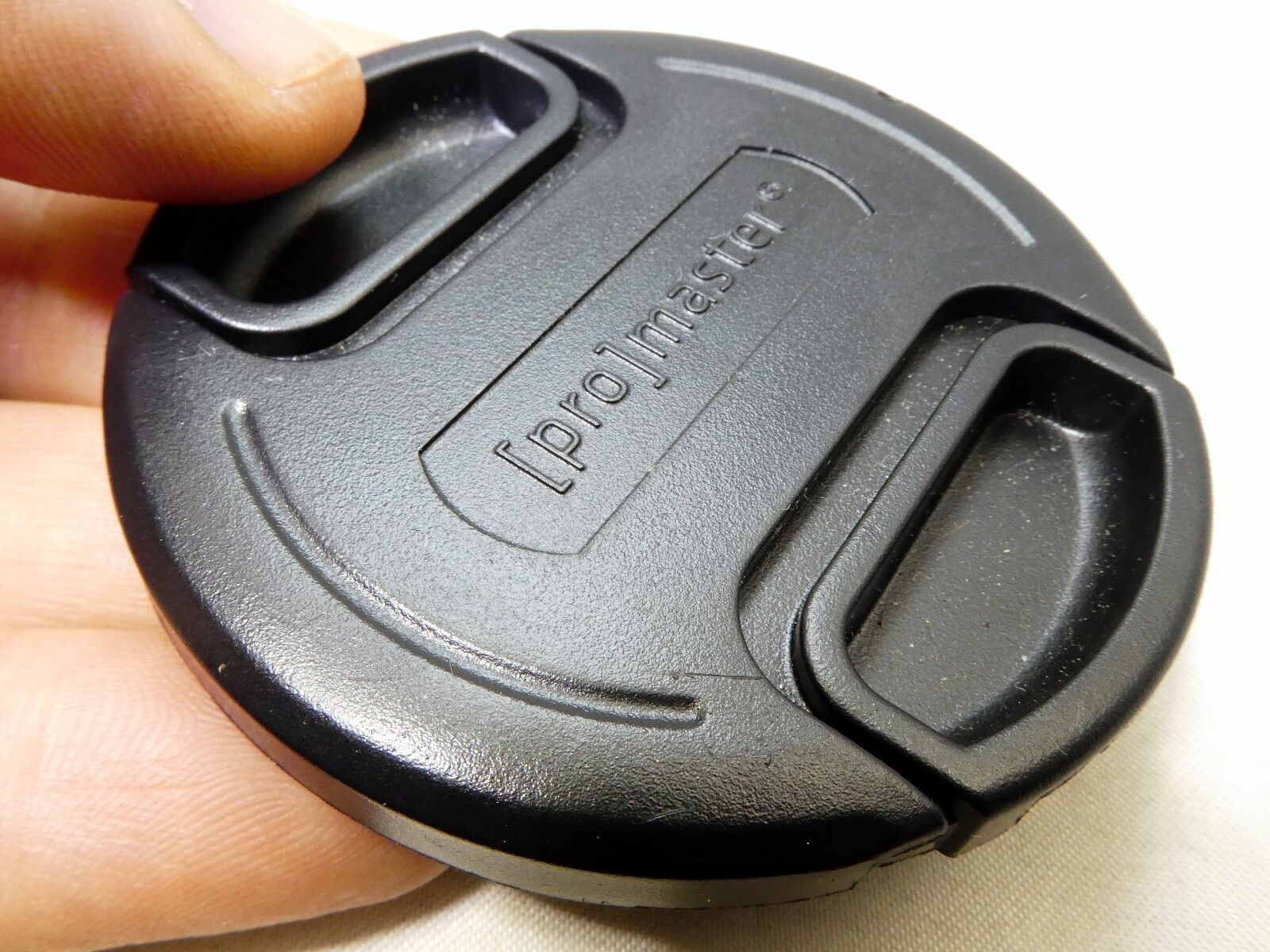 Promaster 62mm Lens Front Cap  Snap on type for 18-200mm AF