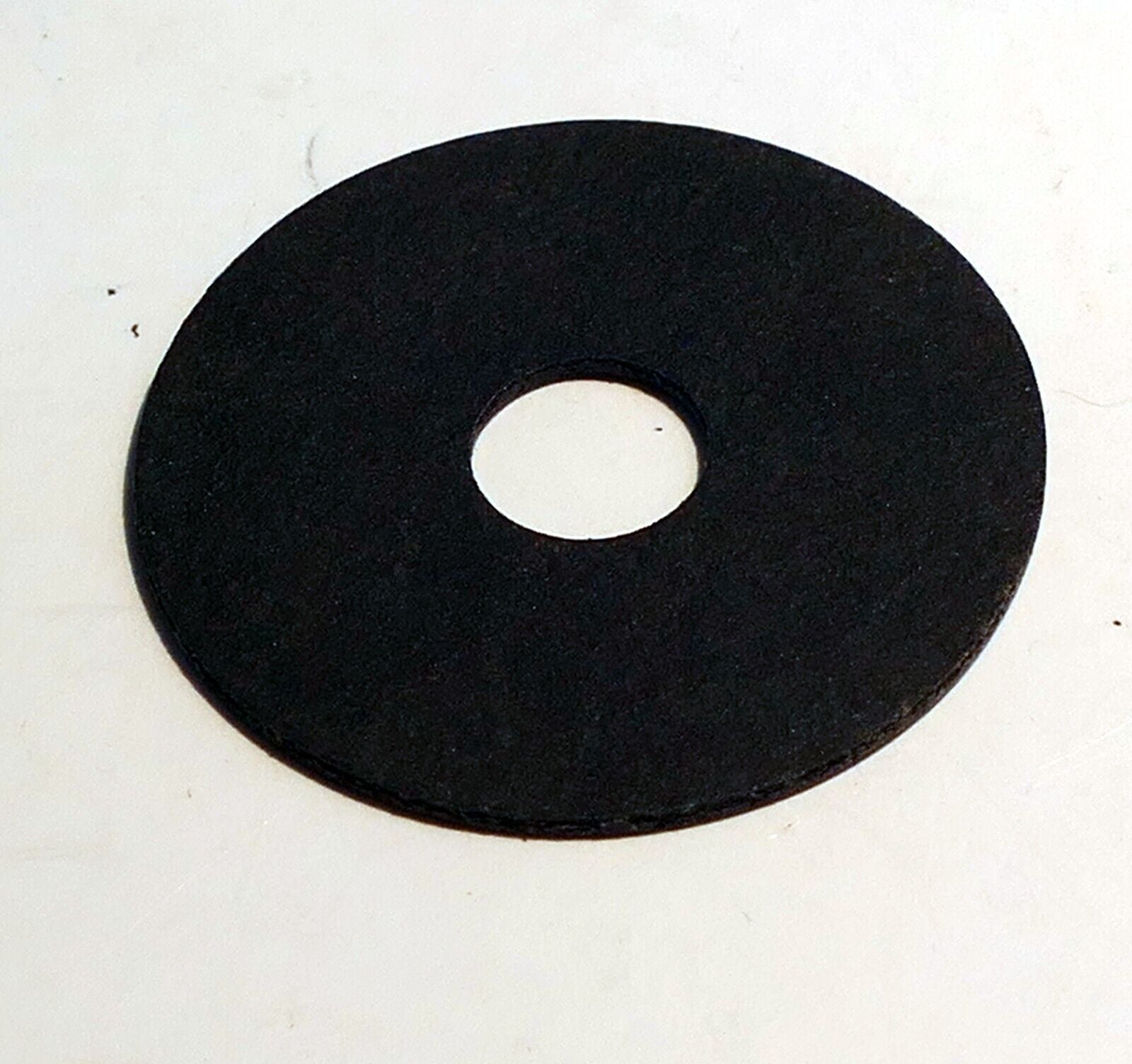 Lensbaby Lens aperture disc f5.6 ( NON magnetic )