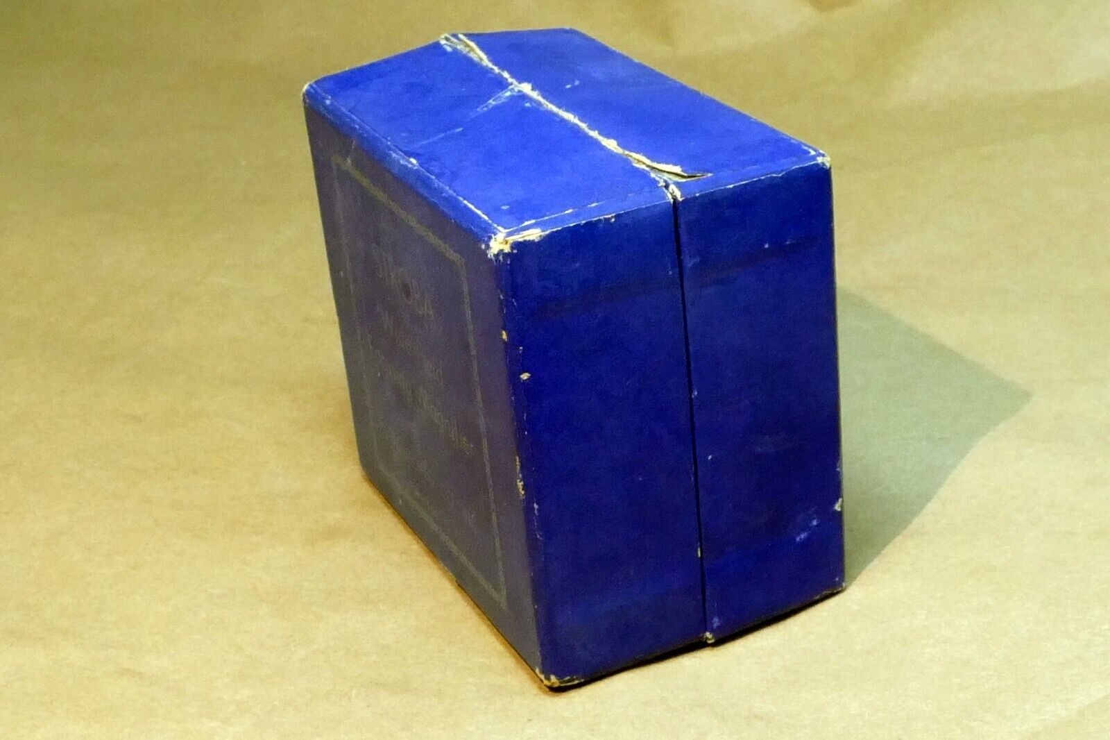 An Empty Box (only ) for Stroba wide Field Focus Magnifier  MI for Rolleiflex