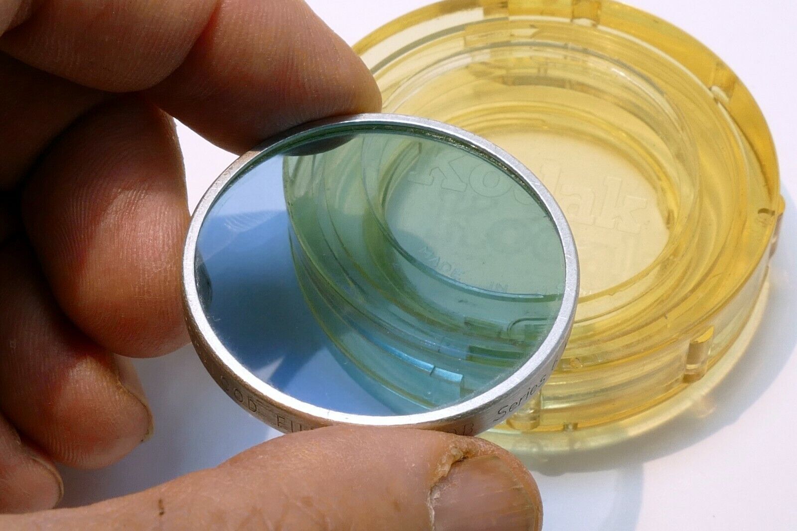 Kodak Photoflood  no 80B Blue  drop in series 6 VI  filter 41.3mm