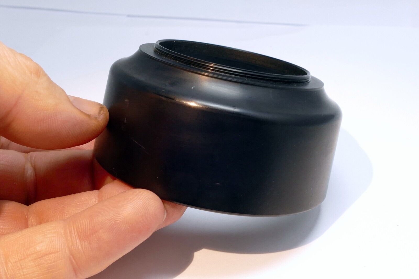 52mm lens hood shade threaded screw in for 50mm f2.8 macro 90mm